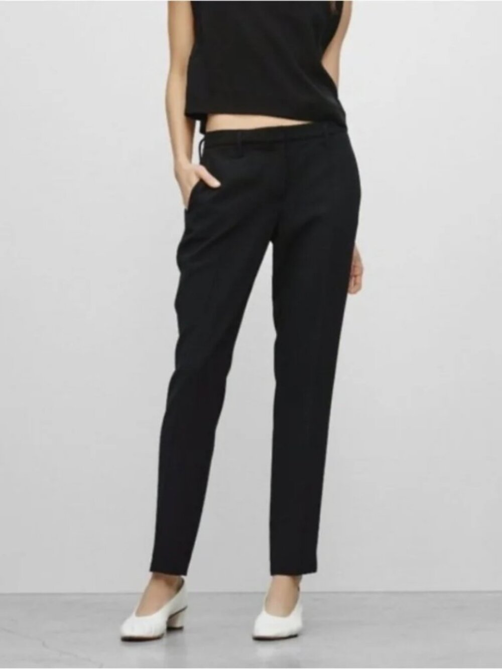 Aritzia BABATON Black Kendrick Bi Stretch Trouser Work Pant Size 4 Office